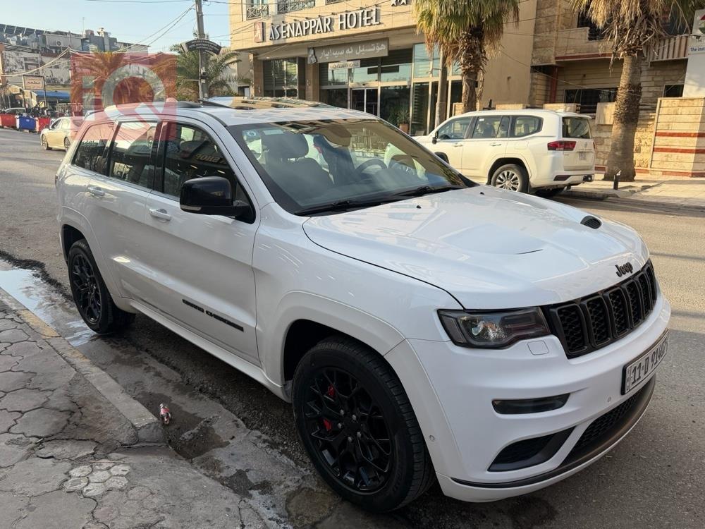 جيب جراند شيروكي